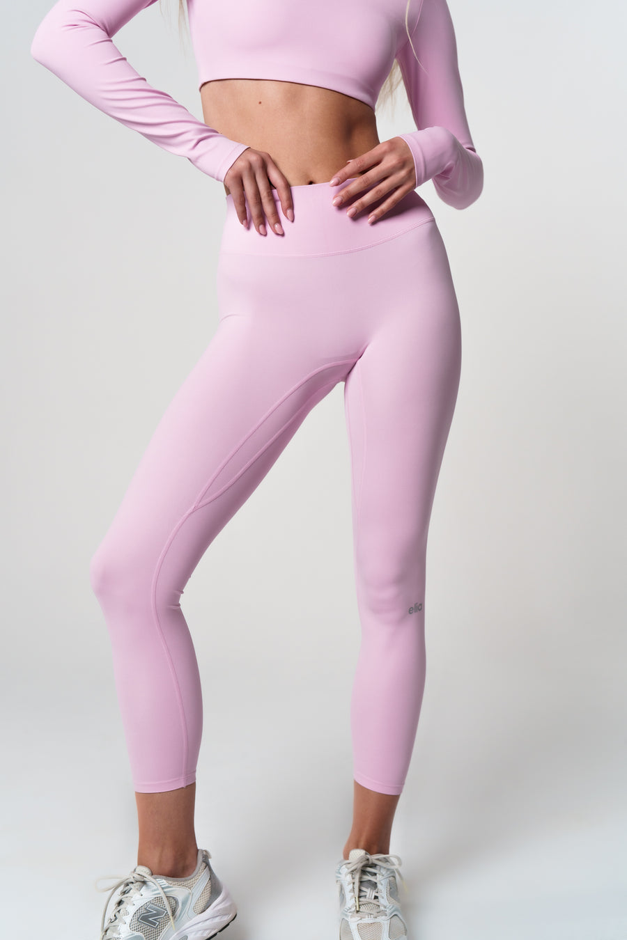 Blush Leggings — drugi ugao